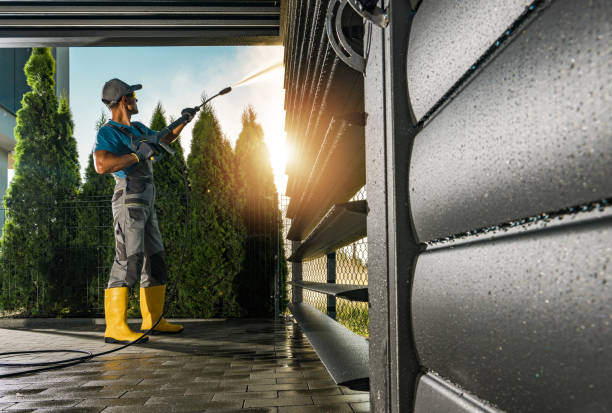 Best Patio and Deck Pressure Washing  in Lynnwood, WA